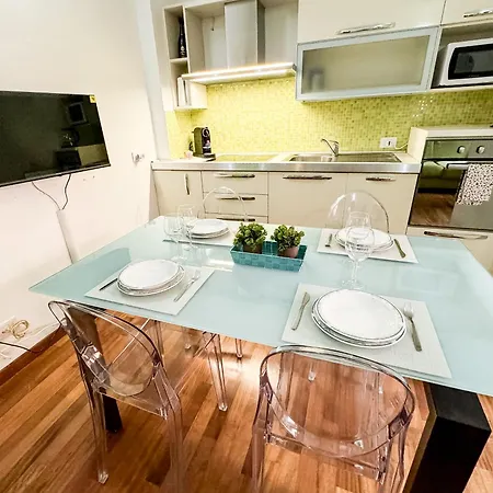 Casa Porpora - Milan, 2-bedroom, 5 Guests & Metro Access 아파트 밀라노