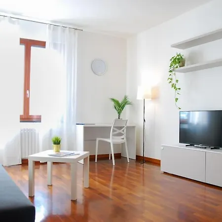 Home&pet - Trilocale Promenade Santa Giulia