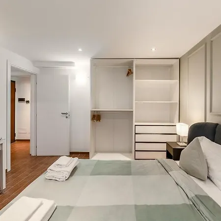 People In Apartment *