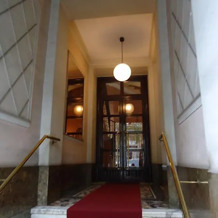 Rent Flat Fiera Apartment