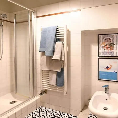 Porta Genova Bilocale Di Charme 아파트