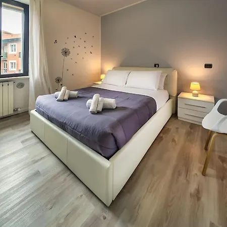 Apartment Ampio Quadrilocale Navigli/forum + Free Parking Milan