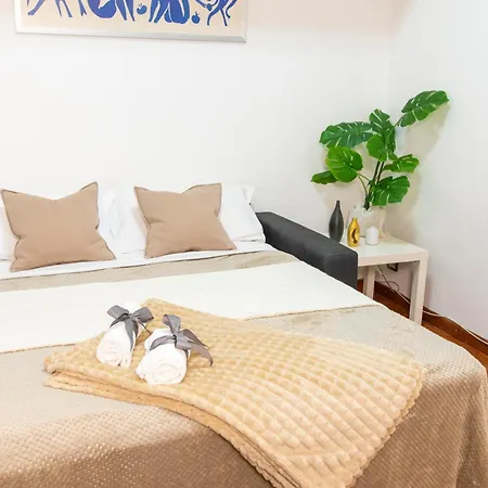 We - Napo Tower 22 Apartment *