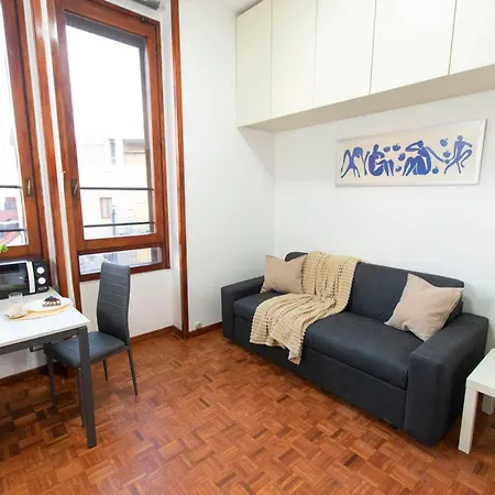 Apartment We - Napo Tower 22 Mailand