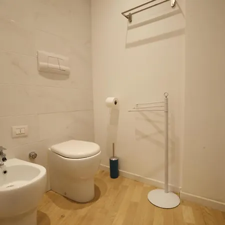 Adriana Metro Apartament Mediolan