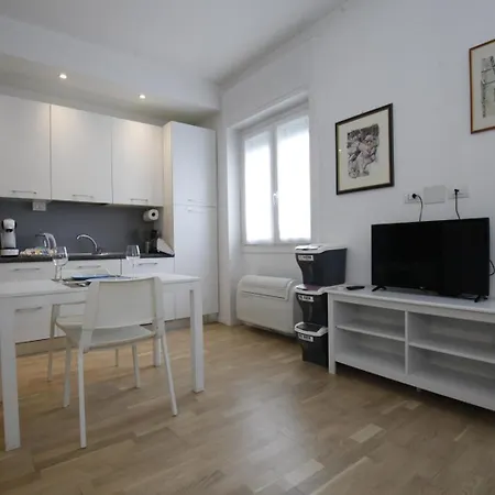Adriana Metro Apartament