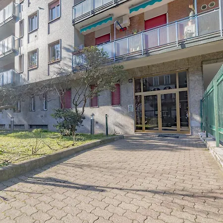 아파트 Bicocca Experience - Near Metro & Arcimboldi Theatre -fast Wifi *