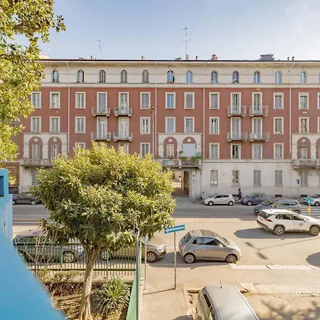 Bicocca Experience - Near Metro & Arcimboldi Theatre -fast Wifi *