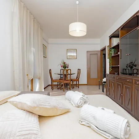 Bicocca Experience - Near Metro & Arcimboldi Theatre -fast Wifi Apartmán