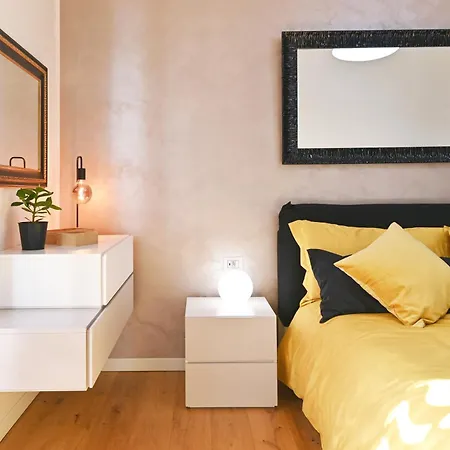 Apartment Ugolini Milan