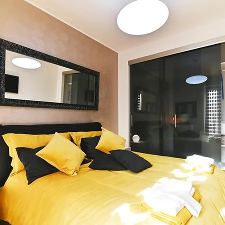 Ugolini Apartment *