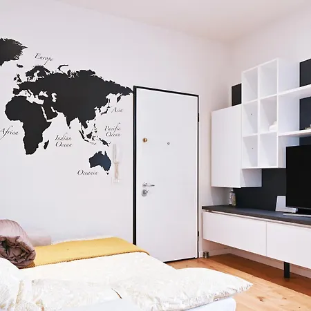 Ugolini Apartment *