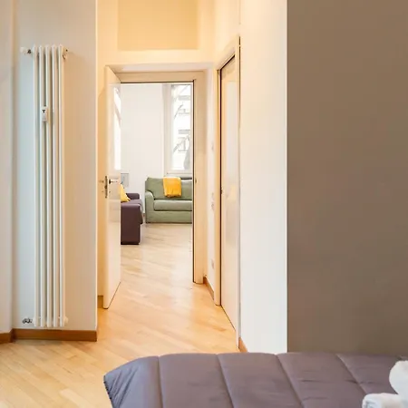 Artstay - Exclusive Apt, Free Parking, Metro, Tram *