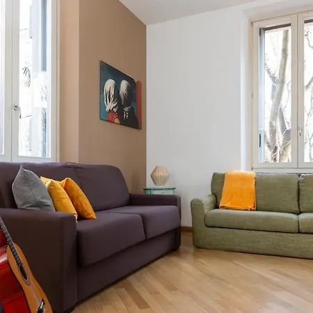 Artstay - Exclusive Apt, Free Parking, Metro, Tram
