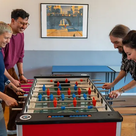 بيت شباب Babila & Bistrot