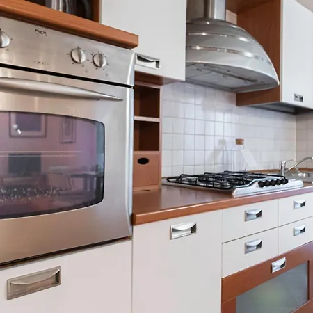 Italianway Easy - Tadino 13 B Apartment Mailand