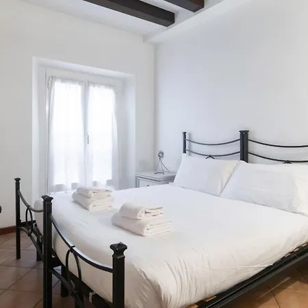 Italianway Easy - Tadino 13 B Milaan