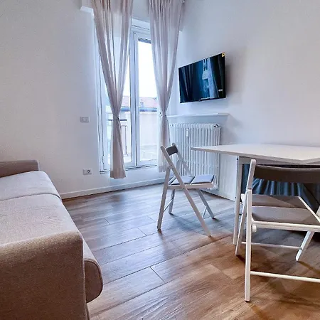 Prestige Boutique Homes-design Disctict Apartment
