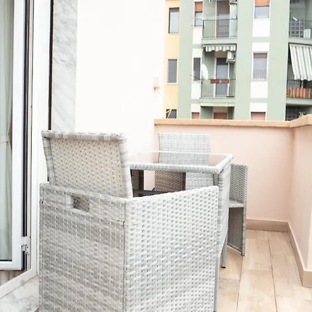 Prestige Boutique Homes-design Disctict Apartment *