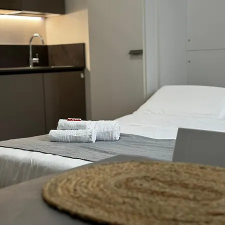 Daire Regina In Corso Lodi - Sky Tv, Wifi E Breakfast Box Milano