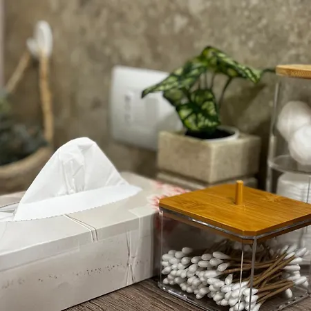 Regina In Corso Lodi - Sky Tv, Wifi E Breakfast Box *