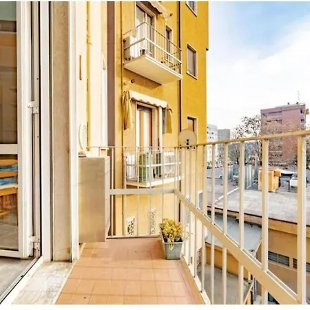 Apartament Free Parkingsan Paolo House Wifi Netflix Balcony