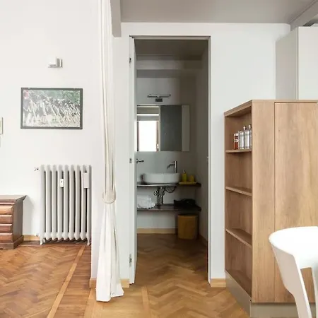 Hacca Collection - Arco Della Pace Milan