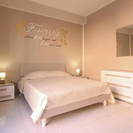 Holiday home 3 Bedroom Stunning In