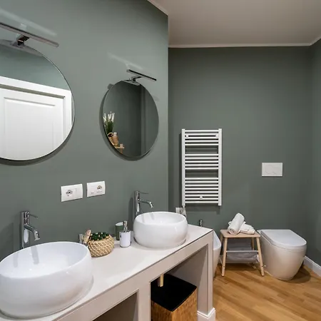 Apartment Prada's Nest - Modern Design And Close To Metro Milan