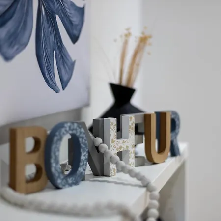 Stayeasy Quadronno33 - 3 Bedrooms, 2 Baths - Duomo Walking Distance Appartamento