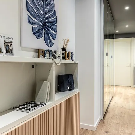 Appartamento Stayeasy Quadronno33 - 3 Bedrooms, 2 Baths - Duomo Walking Distance *