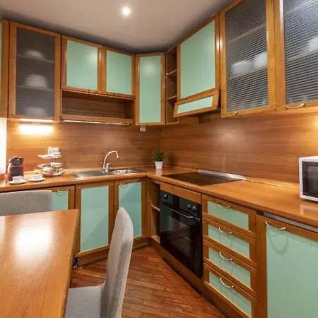 Royal - Centro Apartment Milan