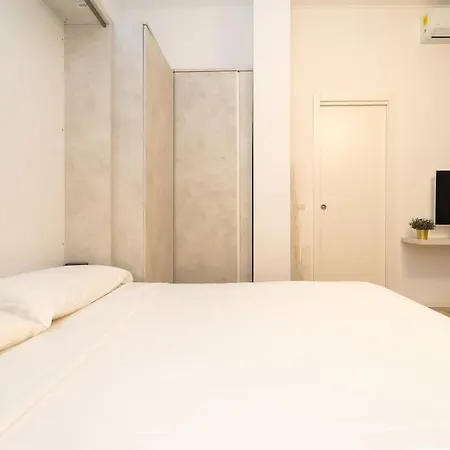 Appartamento Porta Venezia Nuovo E Accogliente
