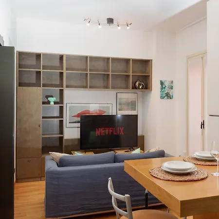 Artstay Duomo, Super Central, M2, M3 & M1 *