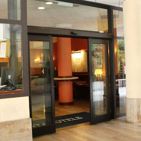 מלון Atahotel De Angeli 4*