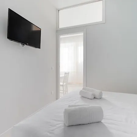 Guesthost - Mm1 Turro Cozy & Modern Appartamento *