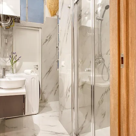 Sarpi56; New 2 Bd In Sempione District