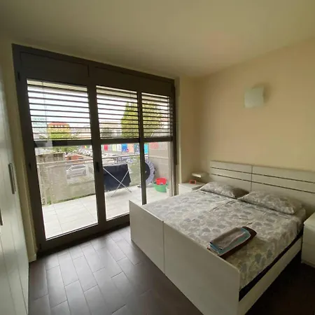 Strategico E Comodo: Bovisa Милан