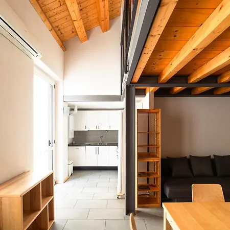 Hbhall Residenze Darsena *