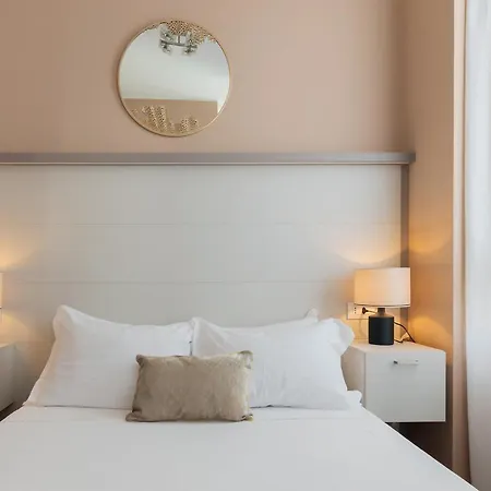 Retreats Apartment