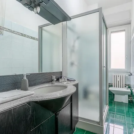 Navigli Duomo - Chateau Milan, Metro M2 E Parcheggio Gratuito Apartment Mailand