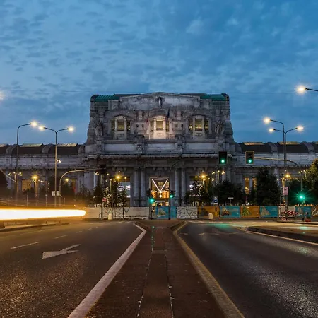 Διαμέρισμα Navigli Duomo - Chateau Milan, Metro M2 E Parcheggio Gratuito Μιλάνο