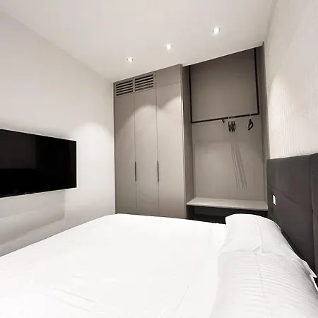 Yls Luxury 2 *