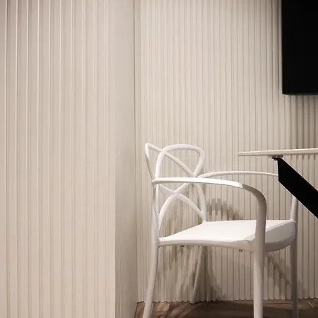 Yls Luxury 2 Apartment