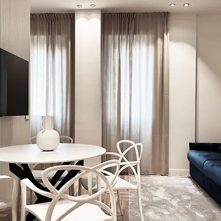 Yls Luxury 2 Milan