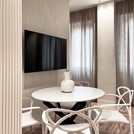 Apartment Yls Luxury 2 Milan