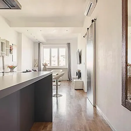 Apartment Life - Wi-fi & Smart Tv