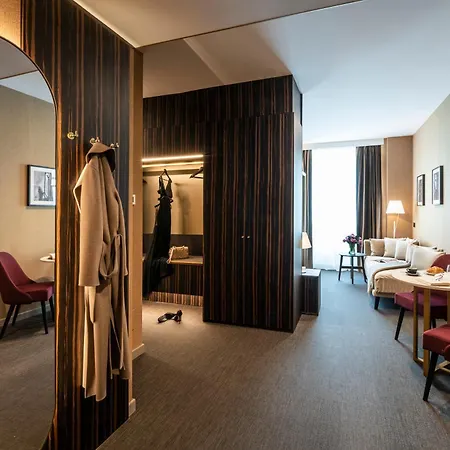 Duomo Hotel & Apartments