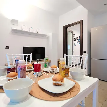 Retreat-hosted By Sweetstay Apartment Milan