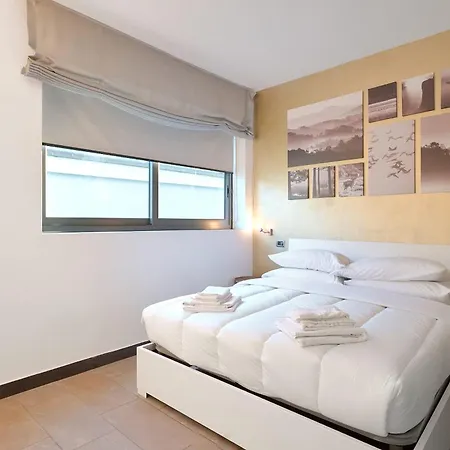 Retreat-hosted By Sweetstay Apartment Milan